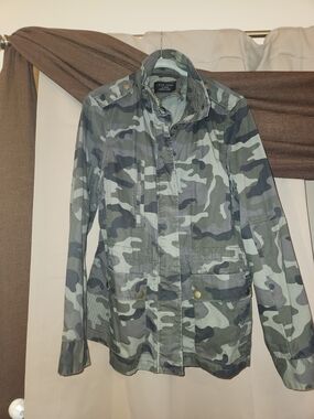 Love Tree Women's Green Camo Utility Jacket